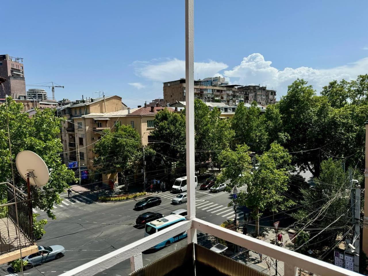 Guesthouses Opera Ereván Exterior foto